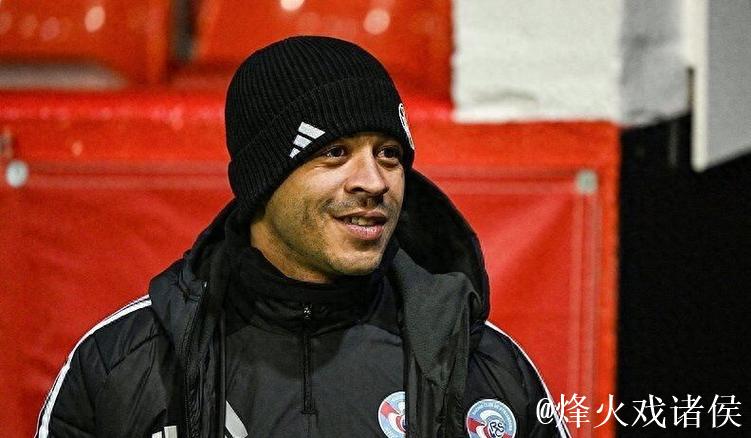 罗西尼尔执教切尔西，鲁尼称其为“顶尖教练”